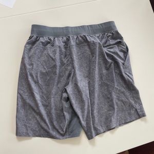 Lululemon Shorts XL